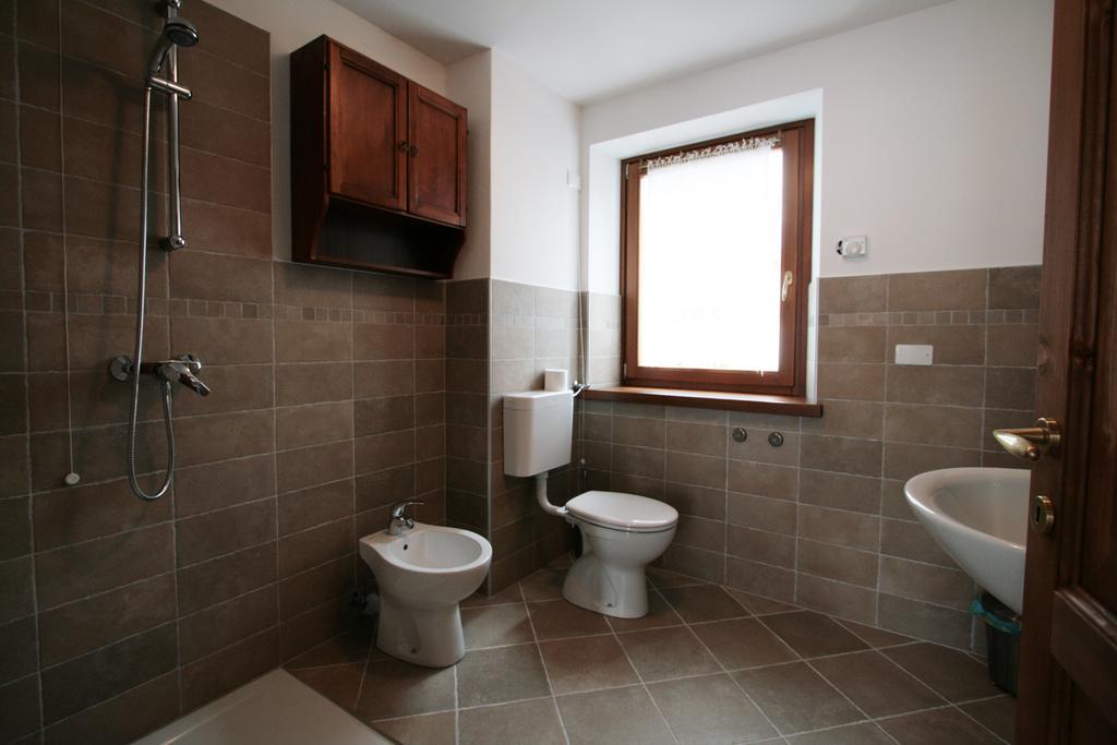 Affittacamere Nonna Leni Frisanco Habitación foto